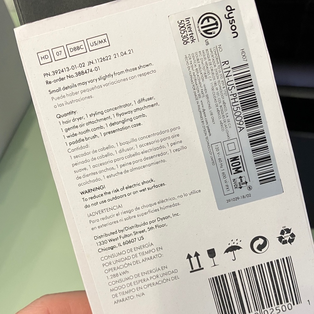 🎉HP🎉 Dyson Supersonic Hair Dryer - Picture 7 of 9